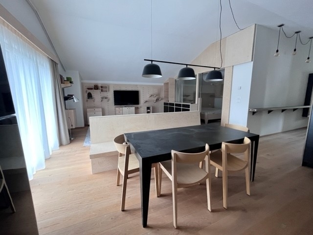 Moderne, stilvolle LOFT-Dachgeschosswohnung in ruhiger Lage in Welsberg