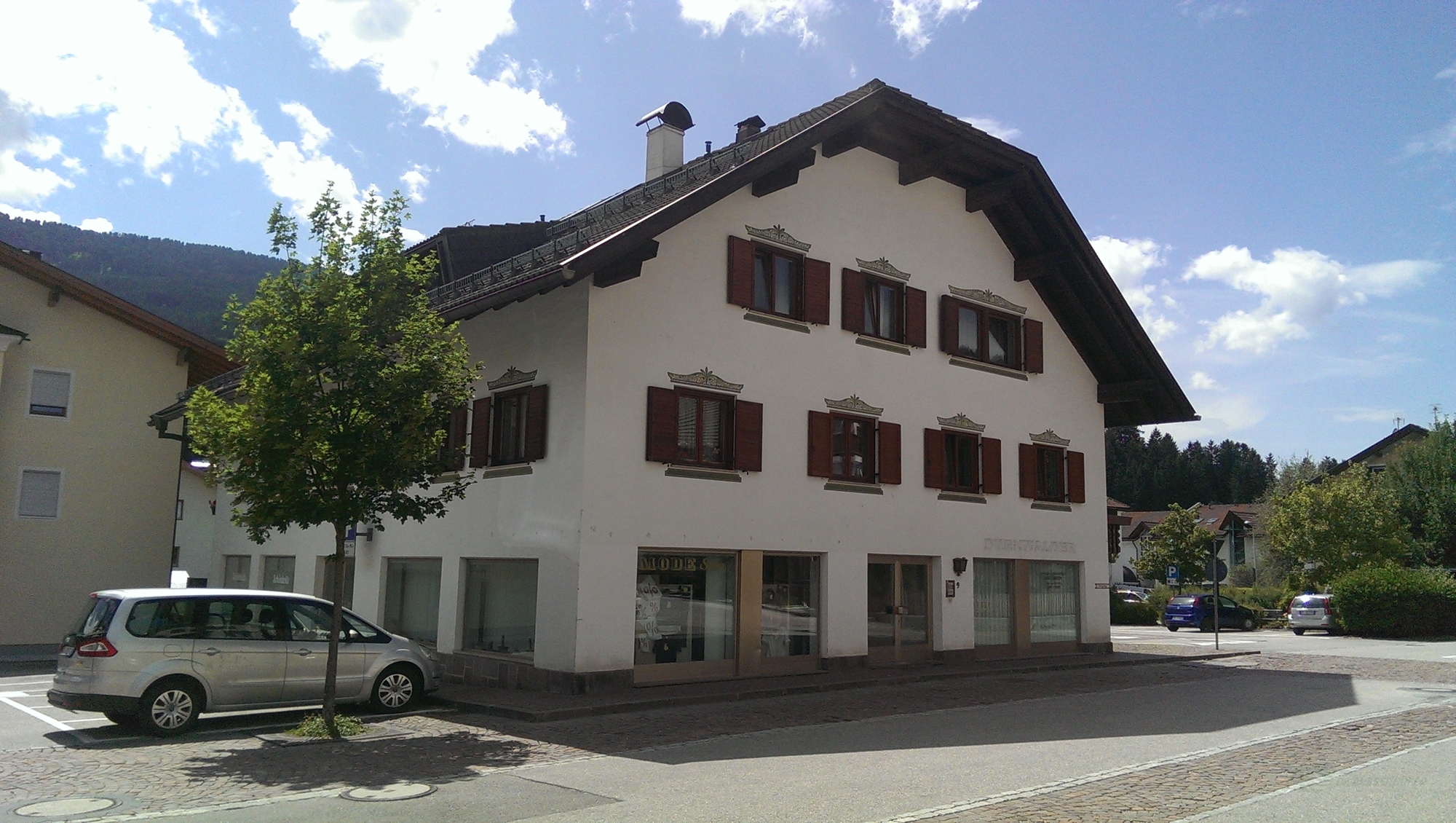 Büro-Geschäftslokal, zur Zeit vermietet, im Zentrum von Welsberg - interessant als Geldanlage