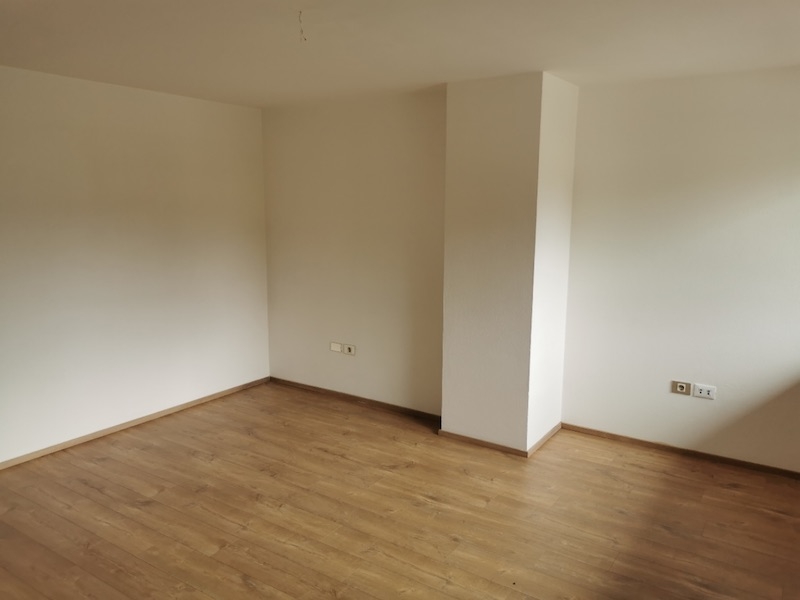 Teilsanierte Dreizimmerwohnung im Zentrum von Welsberg