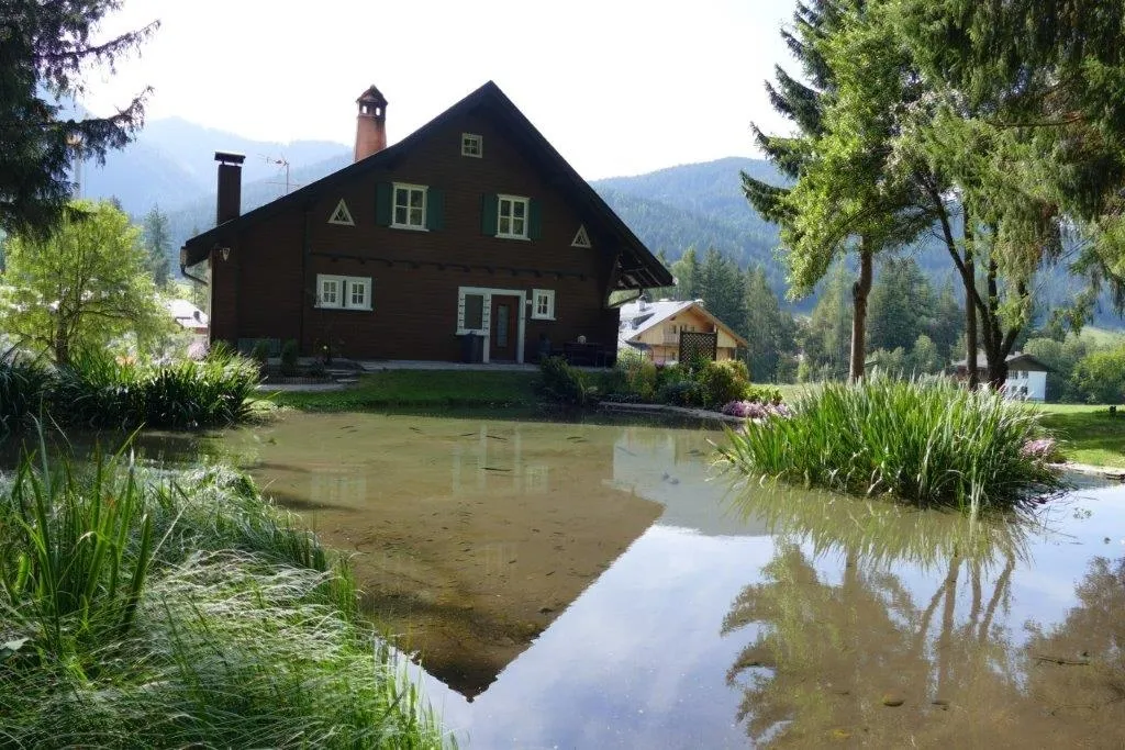 Exklusive Villa am Dorfrand in wunderschönem Ensemble