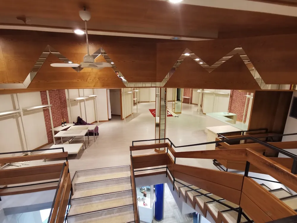 Großes Geschäftslokal im Zentrum von Sand in Taufers