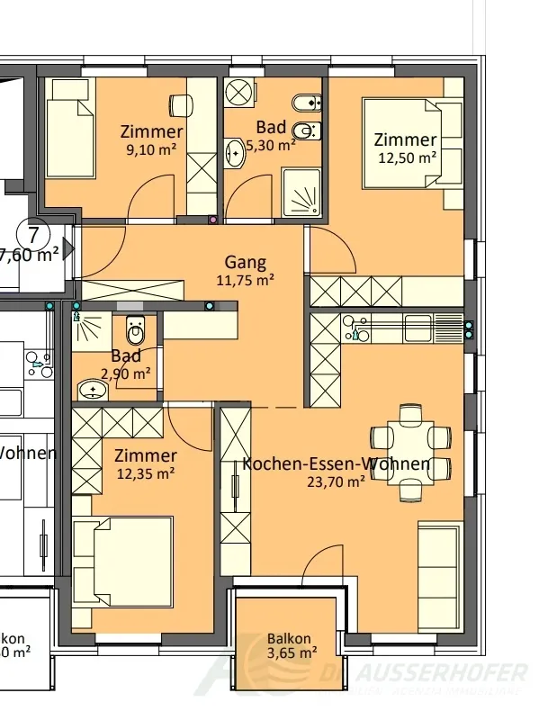 Neue großzügige Vierzimmerwohnung in sonniger, zentraler Lage von Percha