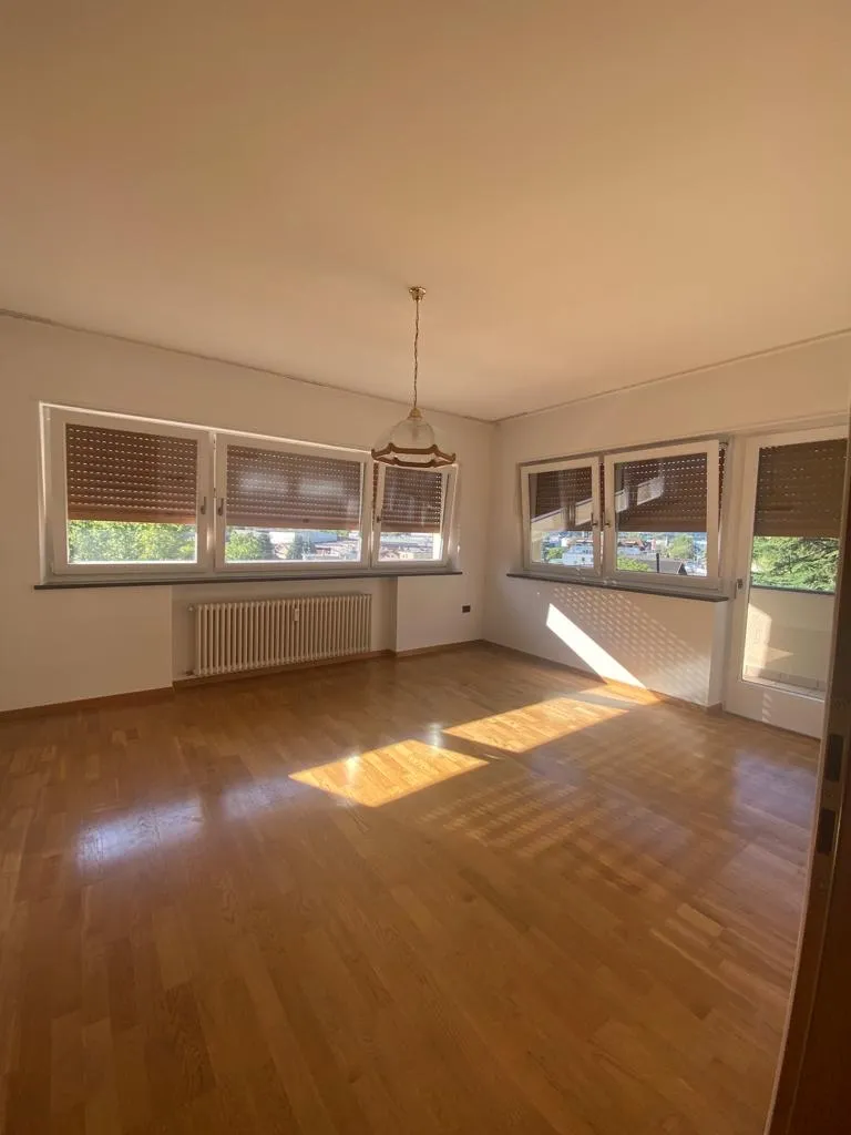 Dreizimmerwohnung mit großem Balkon in Brixen