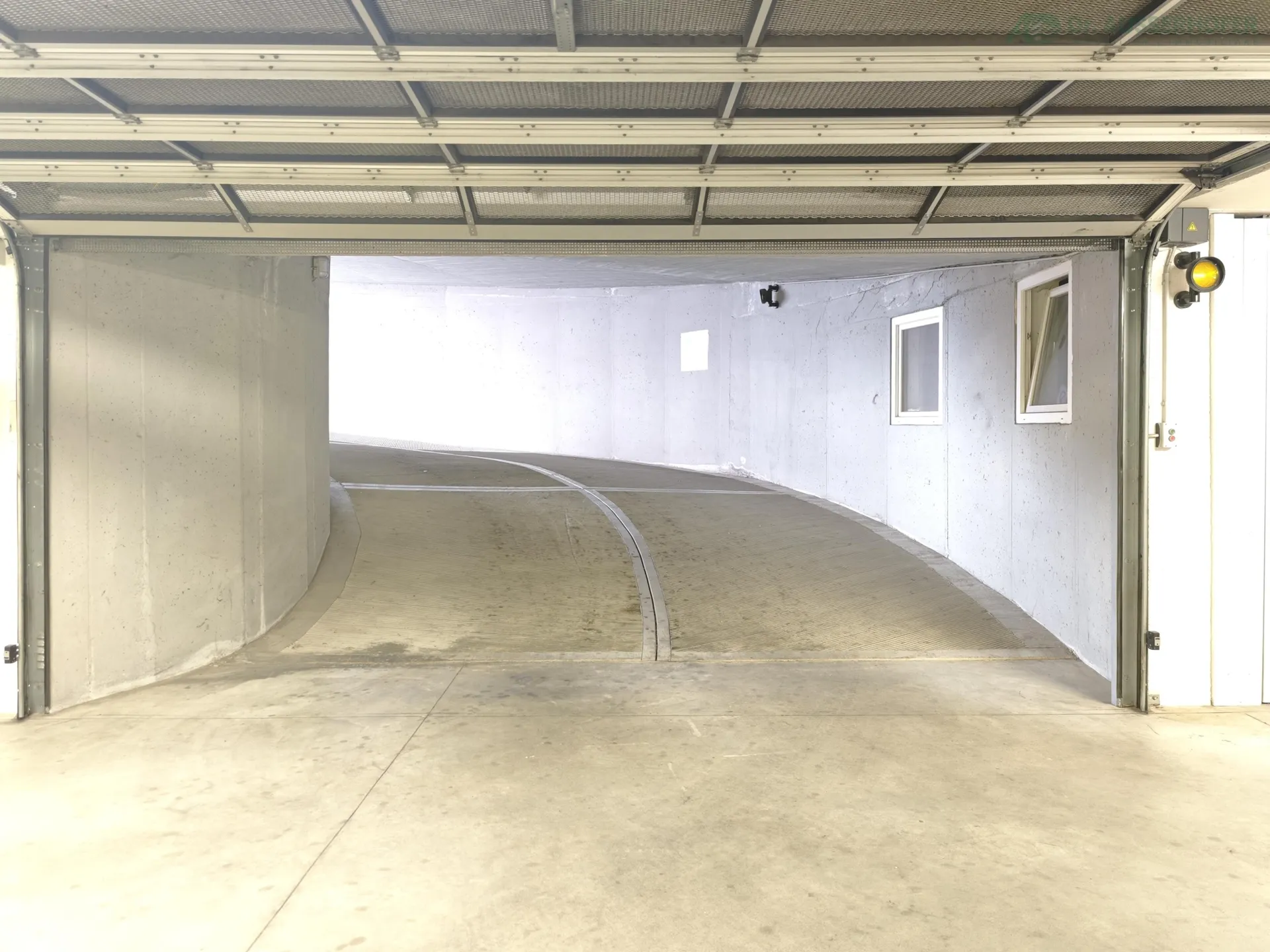 Garage in Sterzing zu verkaufen – stabile Rendite, top Lage