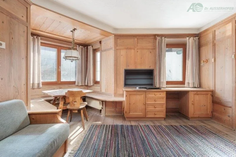 Alleinstehendes Haus mit Blick ins Grüne in Luttach zu verkaufen